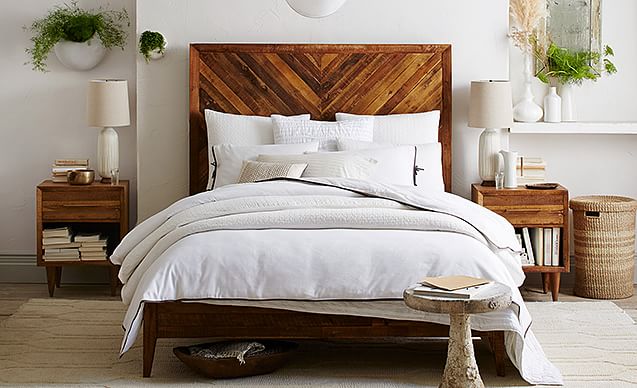 Reclaimed Wood Bed Room