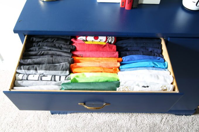 organization dresser by color