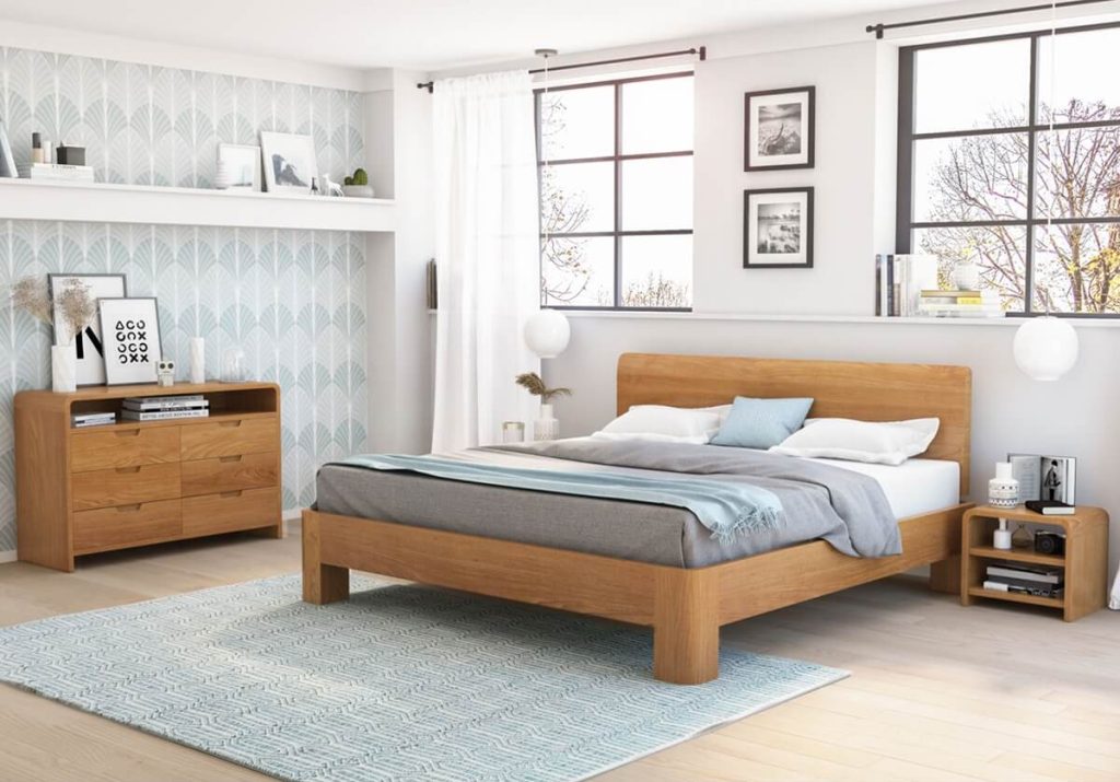 Costal style bedroom feature light and airy colors