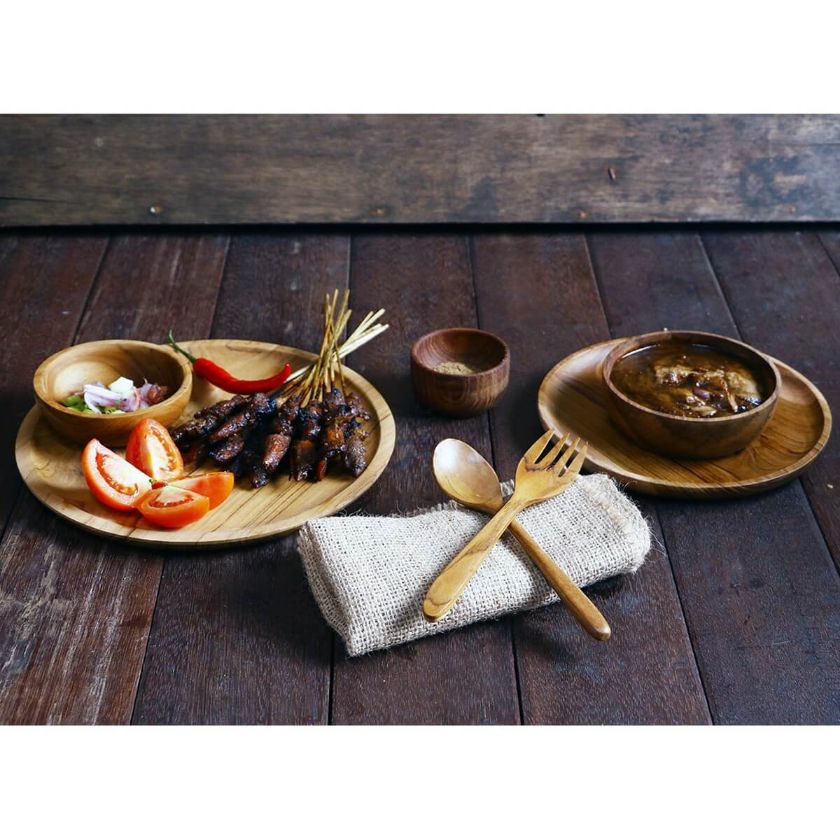 Picture of Mantanani Solid Teak Wood 7-Piece Dinner Set